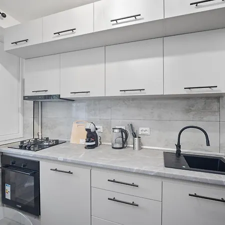 The Blue Haven 1br Near Ior Park Bucharest
