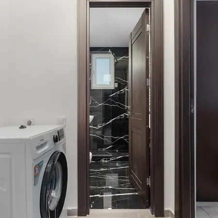 The Blue Haven 1br Near Ior Park * Bucharest