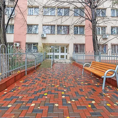 The Blue Haven 1br Near Ior Park