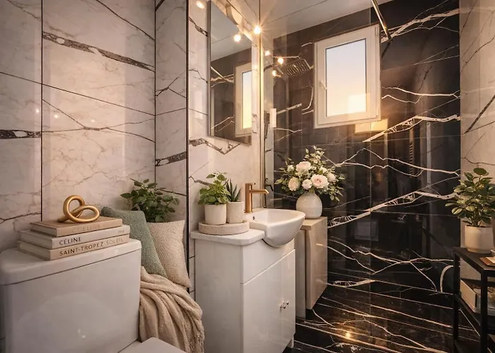 The Blue Haven - Chic 1-bedroom With Balcony Apartment *